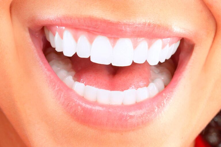 Surviving the Holidays with Healthy Teeth